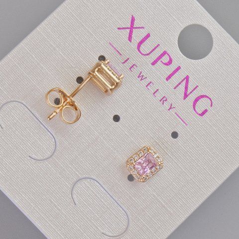 Серьги пусеты Xuping с розовым кристаллом и белыми стразами d-6,5х5,5мм+- Позолота 18К 57396 фото