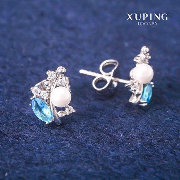 Сережки пусети кульчики Xuping з блакитними кристалами та Майоркою d-8х13мм Родій 56890 фото