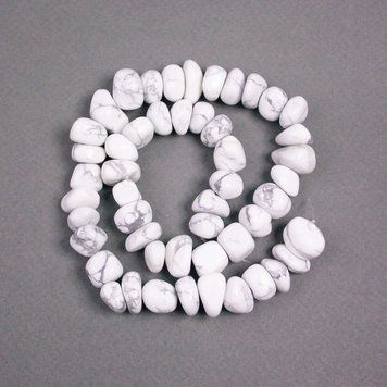 Бусины на нити Кахолонг натуральный камень галтовка ассорти размеров d--14х10-11х8мм+- L-39см+- 73150 фото